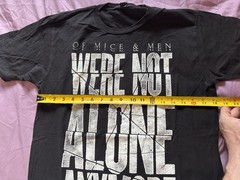 Of Mice And Men Shirt Mens Medium Black Were Not Alone Anymore Concert Tour Band