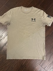 Under Armour Freedom TShirt Lot Of 6 Mens Sz M Desert Sand Black America USA