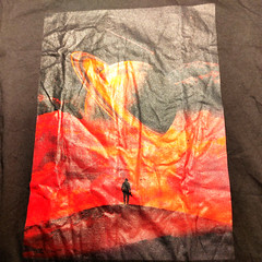 T-Shirt Black w/ image of a Red planet, Large 100% cotton men and women