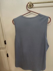New! Gray 3D Textured Ribbed Sleeveless Men’s Shirt. Small. Unbranded.
