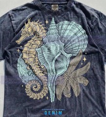 Seahorse Seashells Palm Frond Comfort Tee Ocean Beach Design