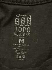 TOPO DESIGNS Black T SHIRT Mens Size Medium Organic Cotton Tight Knit Graphic