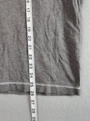 Fiji Men Shirt M Gray V Neck Short Sleeve Flat Front Comfort Pullover Tee Casual