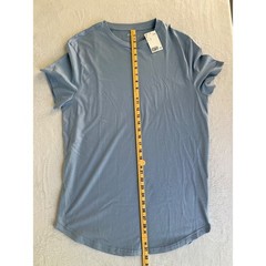 H&M T-Shirt Mens Medium Blue Cotton Blend Long Fit Curved Hem Short Sleeve Tee