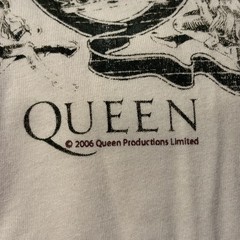 Queen We Will Rock You T Shirt Men’s XL Freddie Mercury Short Sleeve Cream