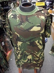 WOODLAND Camouflage Camo ARMY TSHIRT MENS Short Sleeve T-Shirt MADE IN USA S-M