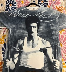 Jerzees Bruce Lee Graphic Front Solid Back Short Sleeve Tee Men’s Size XL