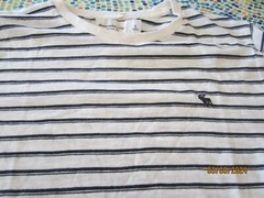 Abercrombie & Fitch T-Shirt – White With Stripes – Small – Soft Feel