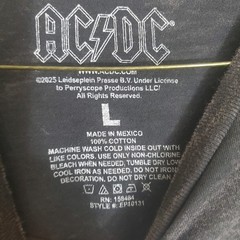 AC/DC Rock Band Retro Vintage distressed Look Graphic Black T-Shirt Tee Large