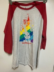 Walt Disney World Men’s 2018 T Shirt 3/4 Sleeve Gray and Red Size XXL