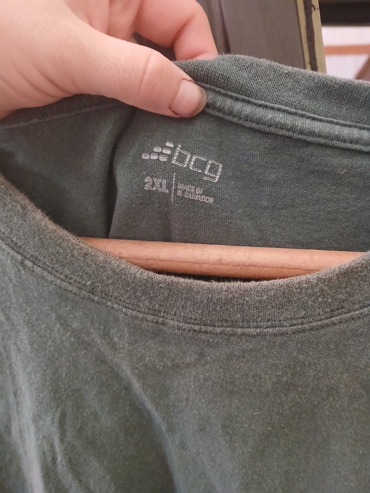 Mens Bcg Short Sleeve T-Shirt Size 2XL Color Grey Great Condition