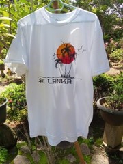 Handmade Sri Lankan T-Shirt – Authentic Island Design | 100% Cotton