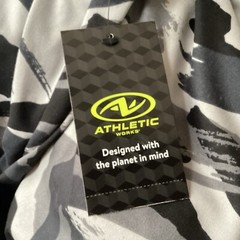 Athletic Works Jersey T-shirt Men Sz 2XL Gray / Black Short Sleeve Camo Print