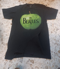 The Beatles Apple LOGO Tee Medium Black & Green