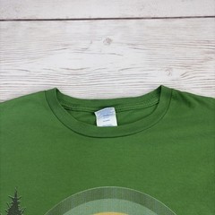 Earth Day Everyday Rainbow Pine Tree Design Novelty Men’s XL Green T-Shirt FreSh