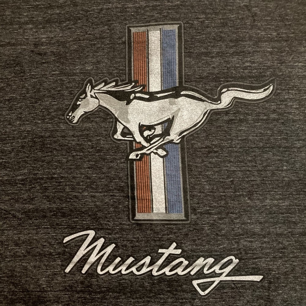 Ford Mustang T-shirt Mens LARGE Pony Stripes Logo Classic Retro Racing Gray EUC