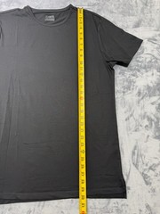 CUTS Clothing Split-Hem Crewneck T-Shirt Mens Extra Large Black NWOT Pyca Pro