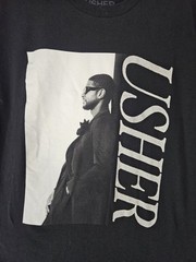 USHER LEANING TOUR T-SHIRT USHER LEANING TOUR T-SHIRT Small Adult Black