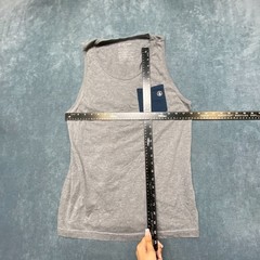 Volcom Tank Top Mens Medium Heather Gray Chest Pocket Sleeveless Logo Pullover