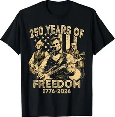 Abraham Lincoln Playing Guitar 4th July 250th Anniversary USA T-Shirt
