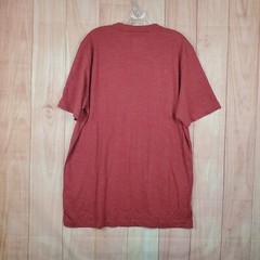 Travis Mathew Mens T Shirt Sz XL Red Pima Cotton Short Sleeve Trumbull V-Neck