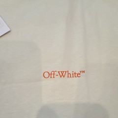 Off-White arrow skate fit tee vanilla ice size large brand new Retail over 350