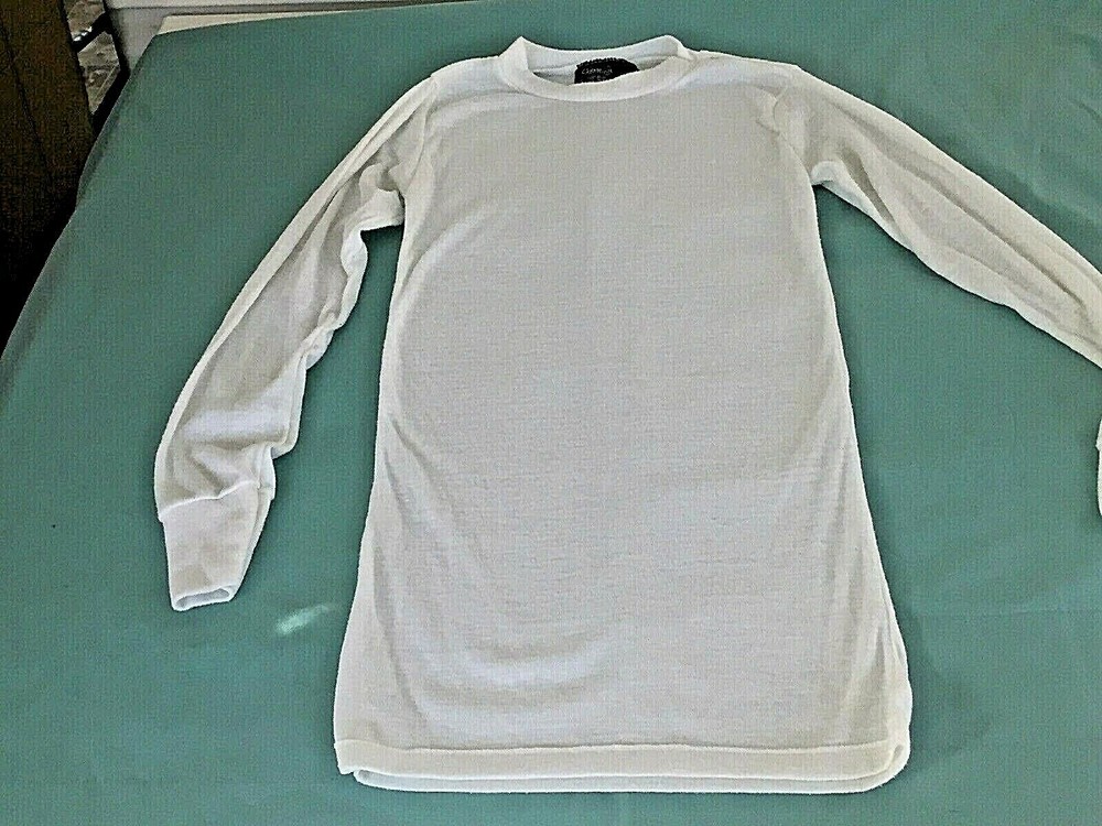 Kenyon Strata White size M Shirt Long Sleeve Mock Turtleneck Made in USA a/a 15″
