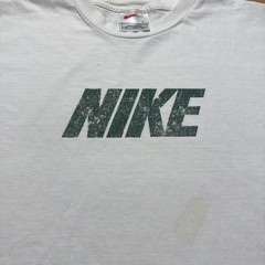Vintage Y2K Nike Spellout Logo Mini Swoosh Gym Locker Tag Graphic T-Shirt Large
