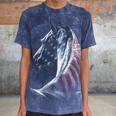The Mountain Men’s American Flag Horse Blue Graphic T-Shirt Size Medium Cotton