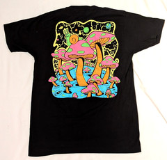 ALAB Psychedelic Mushroom T Shirt Medium 2 Sided Bright Blacklight Colors