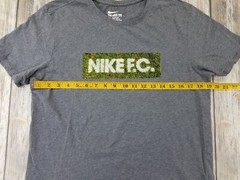 Nike Football Club FC T-shirt Mens Size L Gray Short Sleeves Graphic Athletic