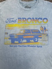 Ford Bronco Free-Wheelin Graphic T-Shirt Medium Blue Acid Wash Vintage Style