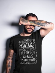 45th Birthday Gift Shirt For Men – 1981 Top Notch 001
