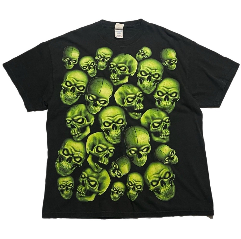 Y2K Liquid Blue Men’s L Black/Green Skull Graphic Tee
