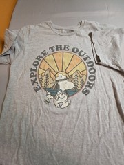 Peanuts SNOOPY & WOODSTOCK Explore The Outdoors Hiking T-Shirt Large. -0116