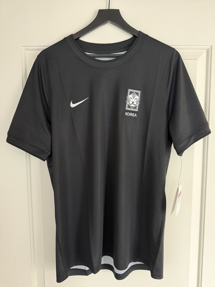 Korea x PEACEMINUSONE (G-Dragon) Academy Pro Short-Sleeve Soccer Top Sz Men’s L