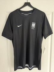 Korea x PEACEMINUSONE (G-Dragon) Academy Pro Short-Sleeve Soccer Top Sz Men’s L