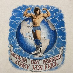 Kerry Von Erich “Modern Day Warrior” Men’s L T-Shirt 1985 Southwest Sports
