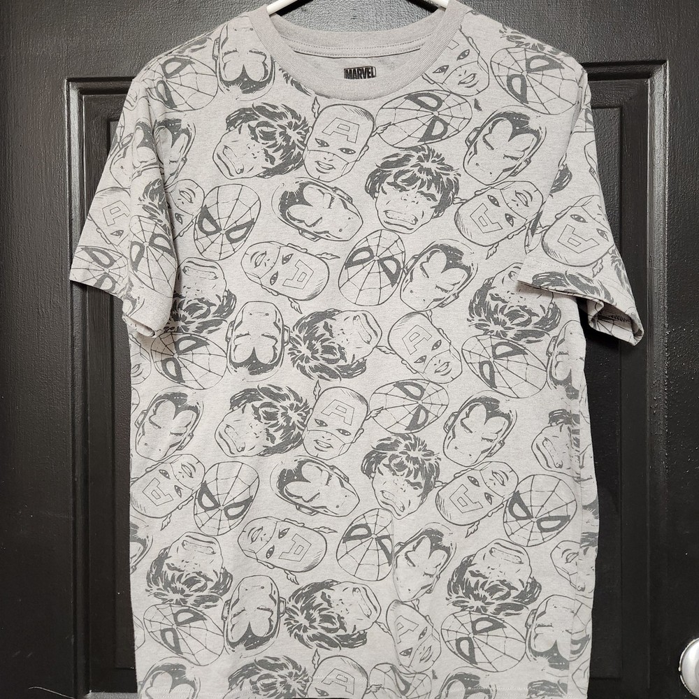 Marvel Superhero Characters All Over Print Faces T-Shirt Gray Size Small Tee AOP