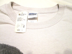 Great Wolf Lodge off-set Wolf Graphic T-shirt-NWT- Ice Gray-sz XL-SHORT SLEEVE