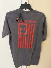 Under Armour 1370810 019 UA Mens Medium Freedom Flag USA Cotton