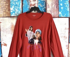 Unisex Old Navy Mary J Blige Graphic T-Shirt Long Sleeve MEDIUM Cherry Birch NEW