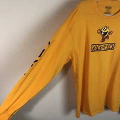 Pac-Man by C-Life Group Graphic Print Yellow Long Sleeve Bandai Namco Size XL