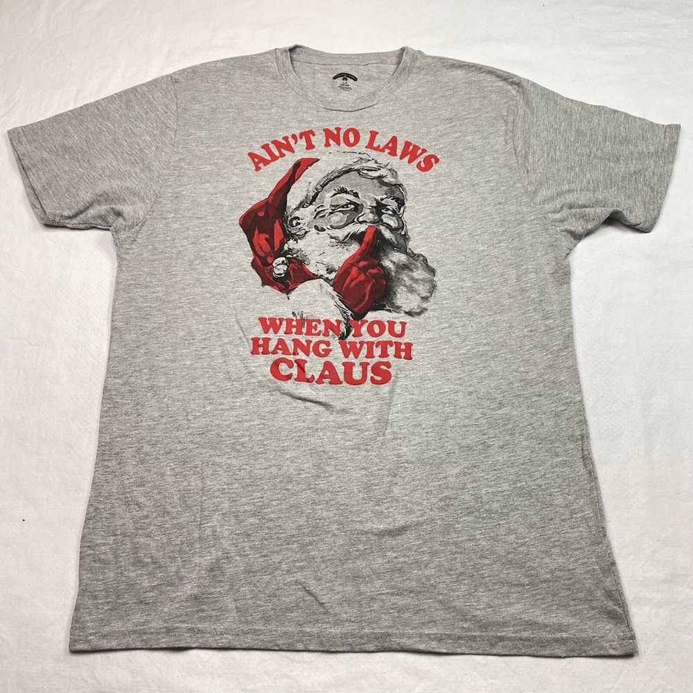 Holiday Time Graphic T Shirt sz L Gray Santa Claus Christmas Holiday Festive