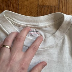 Vintage 1980’s Single Stitch Tropical Wave White Graphic Tee Shirt – Medium