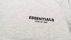 Fear of God Essentials Tee ‘Light Oatmeal’ L Size Oversized T-Shirt SS22 NWT