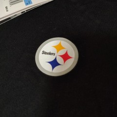 Nike Men’s Medium NFL On Field Apparel Pittsburgh Steelers DriFIT Long Sleeve