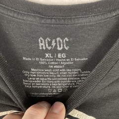 AC/DC Tshirt Mens XL Back In Black World Tour 1980-1981 Hard Rock Metal Band Tee