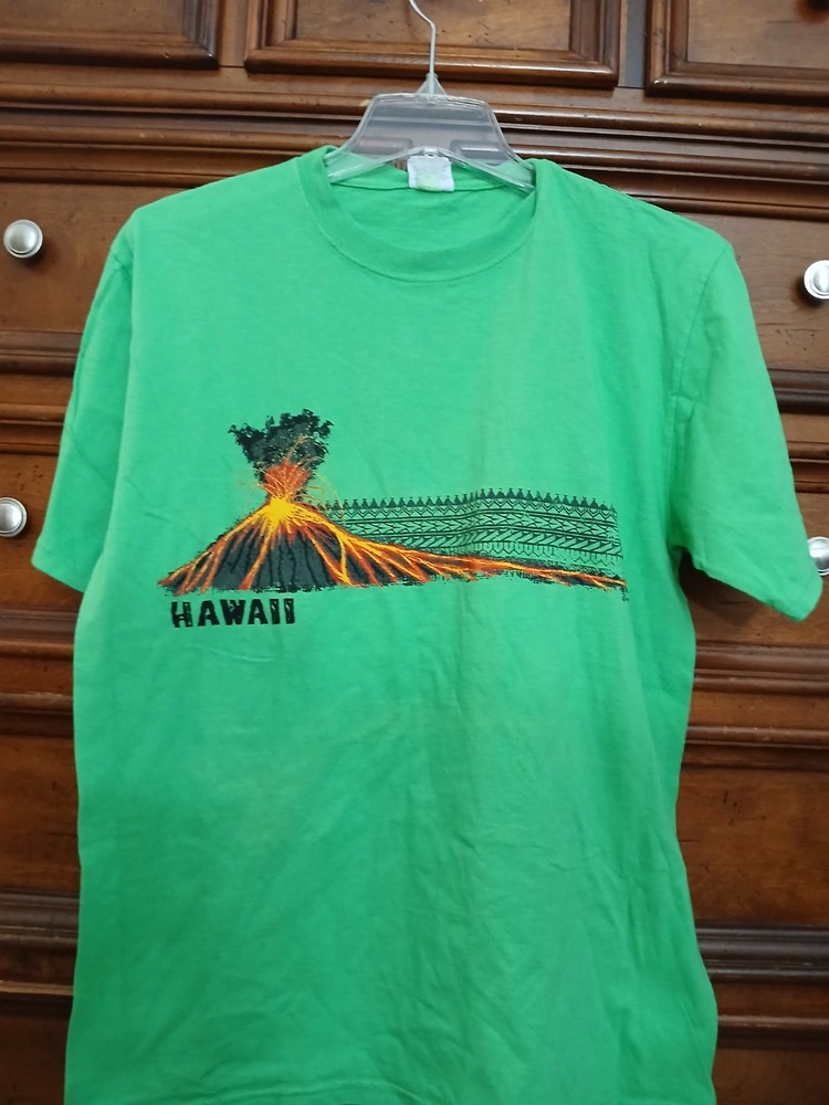 Crazy Shirts Green Apple Dyed Lava Flow Tribal Mens T shirt M NWT