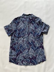 Guess Men’s Printed All Over Shirt Short Sleeves Light Weight Size M